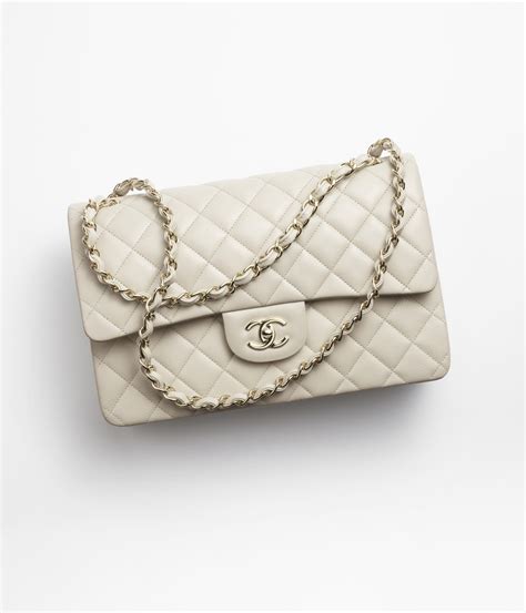 Petit sac chanel 22, Veau brillant & métal doré, gris clair — Mode 